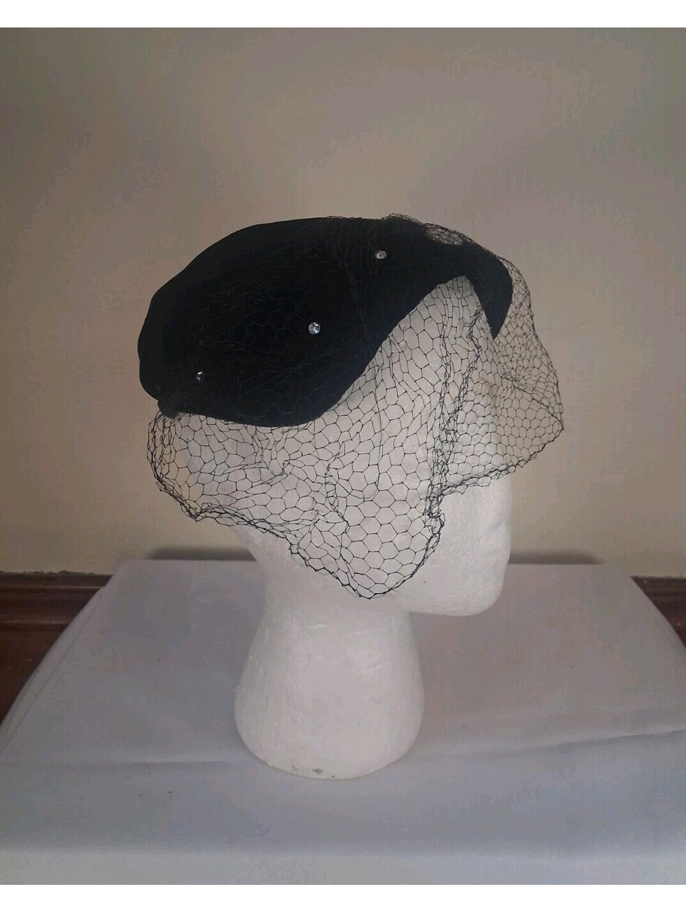 Vintagw 1940s 1950s Hat, Black Velvet Netted Hat Flexible One Size Fits All